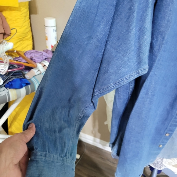 (2636) New England Gentleman, Mens, M, long sleeve denim Shirt - Picture 2 of 10